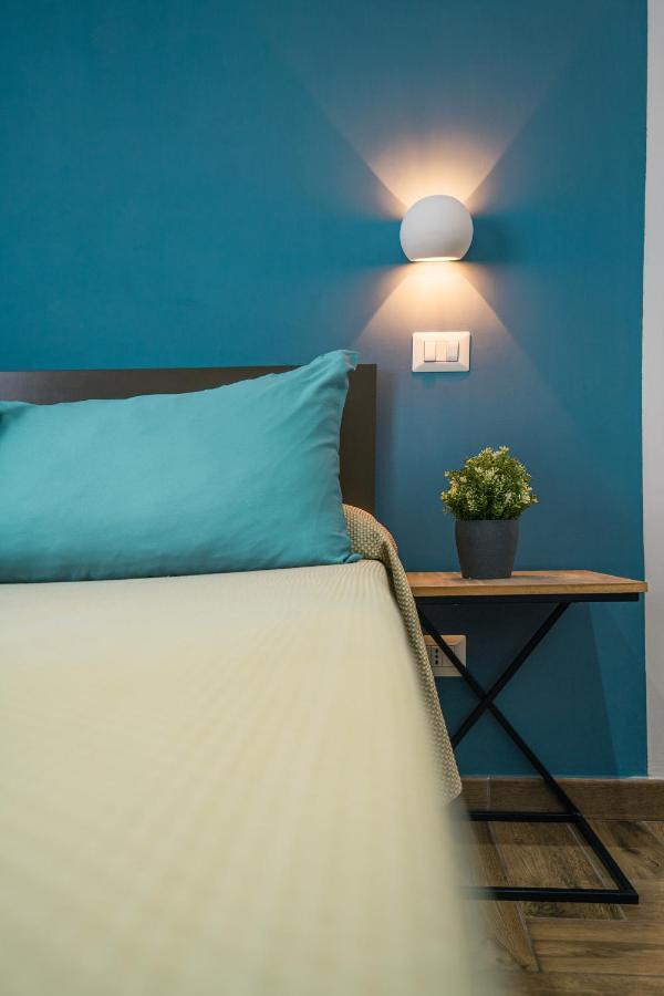 Bed and Breakfast Hub Ferroviario - 12 Posti Letto Per Il Tuo Gruppo A Napoli Con Wifi E Netflix Exterior foto