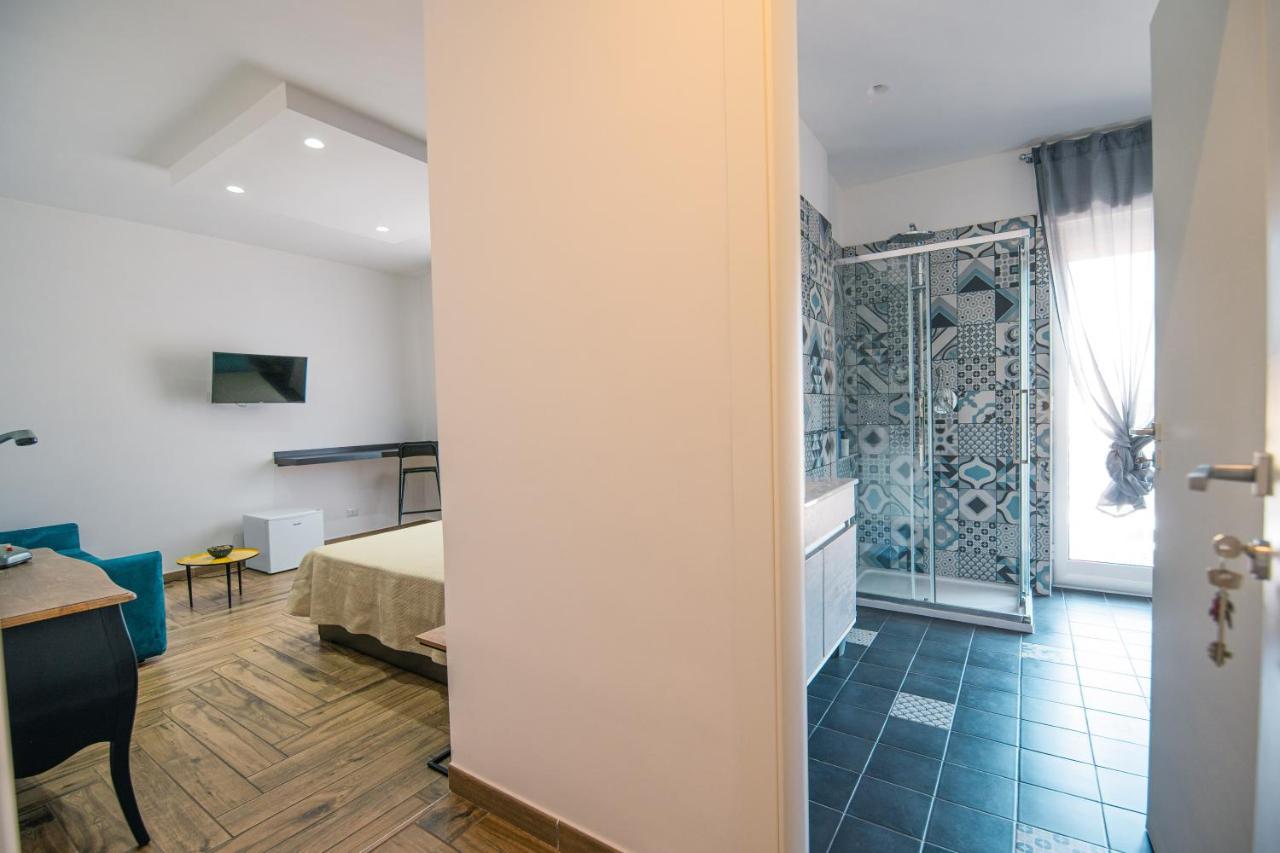 Bed and Breakfast Hub Ferroviario - 12 Posti Letto Per Il Tuo Gruppo A Napoli Con Wifi E Netflix Exterior foto