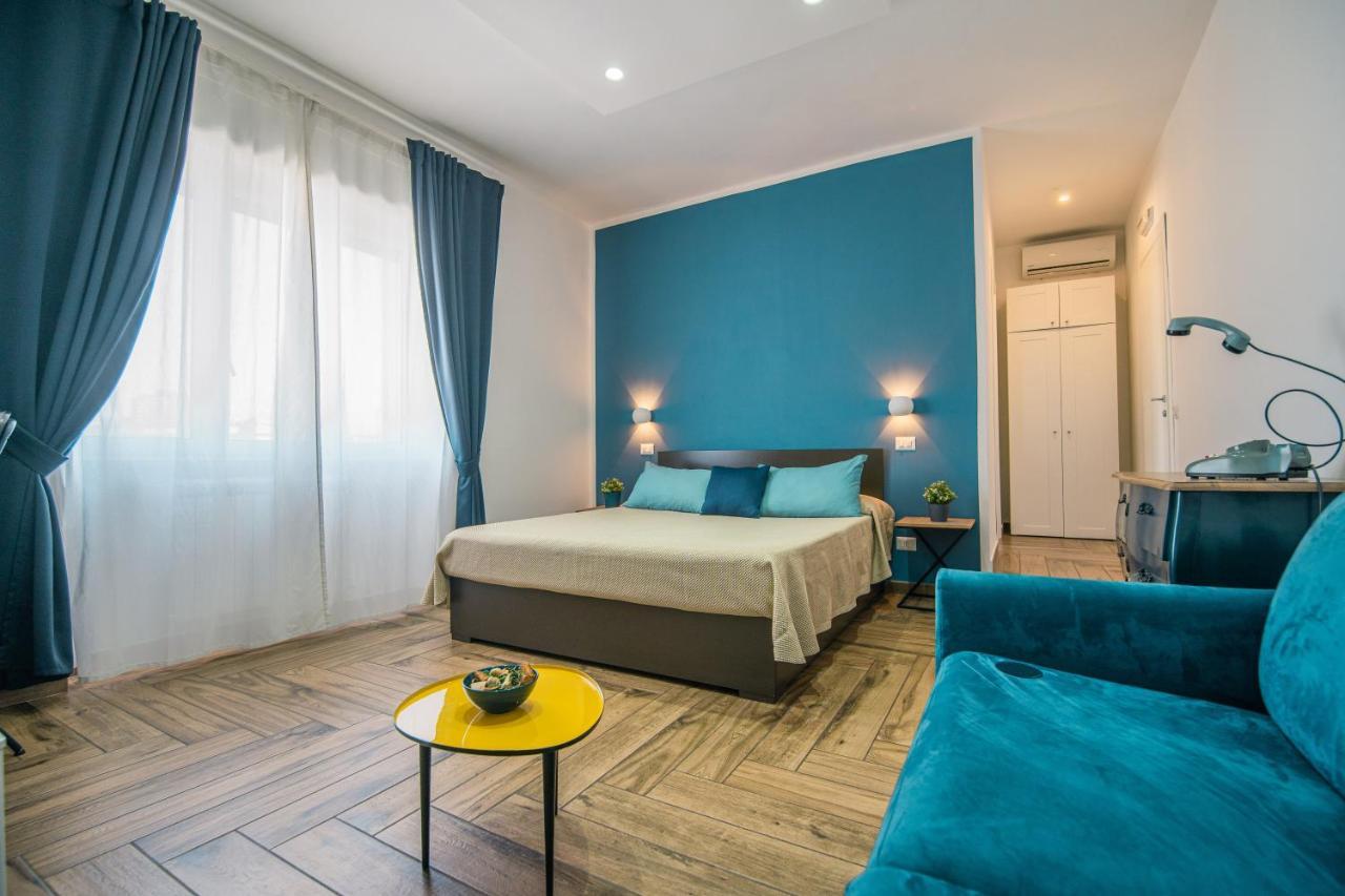 Bed and Breakfast Hub Ferroviario - 12 Posti Letto Per Il Tuo Gruppo A Napoli Con Wifi E Netflix Exterior foto
